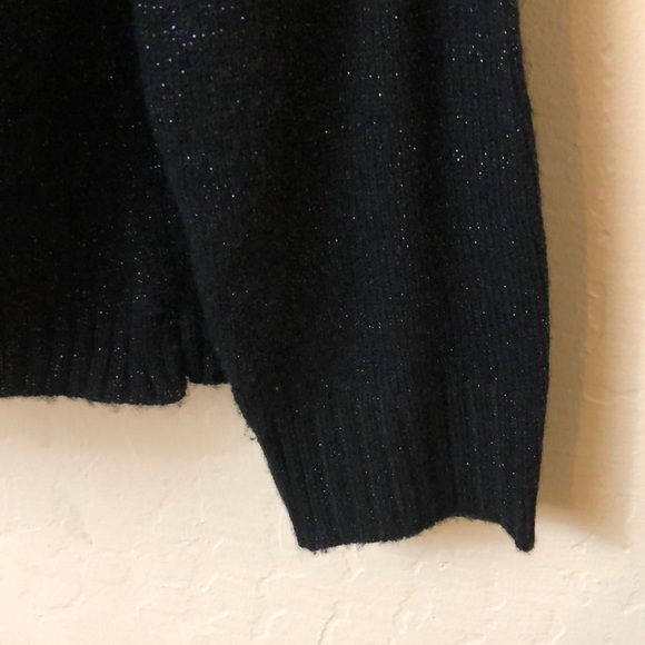 Black Christmas Sweater Size unknown - Picture 4 of 8